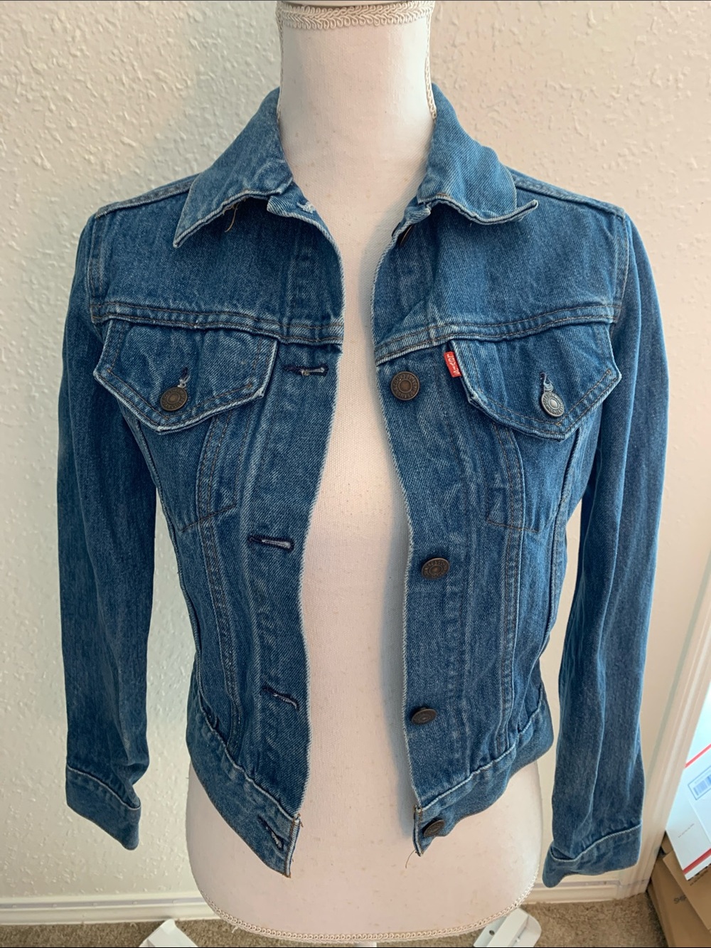 Classic Blue Denim Jacket - Women's Levi’s